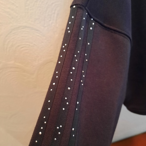 Adidas Originals Fakten Cropped Hoodie - Picture 5 of 7